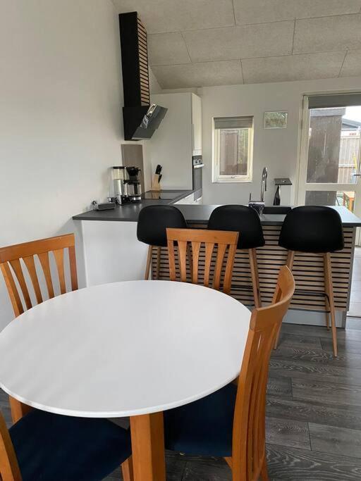 Fin Ny Moderniseret Lejlighed I Skagen. Extérieur photo